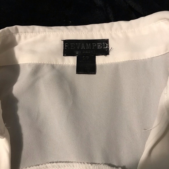 Sheer white blouse with 3/4 length sleeves - Picture 2 of 3